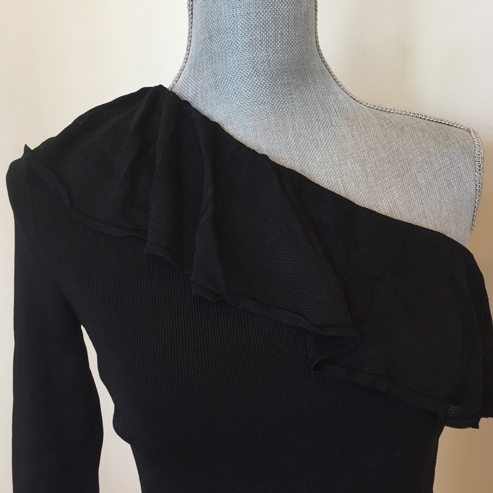 Scripted One Shoulder Evening Top - Picture 2 of 8